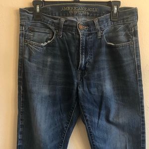 American Eagle men’s jeans